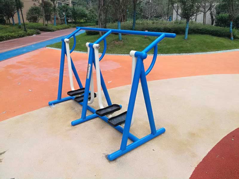 地上雙人漫步機(jī),湖南室外健身器材,湖南室外休閑椅,湖南兒童滑梯,湖南運(yùn)動(dòng)場(chǎng)地,長(zhǎng)沙人造草皮,長(zhǎng)沙室內(nèi)外運(yùn)動(dòng)地板,長(zhǎng)沙球場(chǎng)圍欄,長(zhǎng)沙室外健身器材,長(zhǎng)沙室外休閑椅,長(zhǎng)沙兒童滑梯,長(zhǎng)沙運(yùn)動(dòng)場(chǎng)地,長(zhǎng)沙多威體育用品有限公司